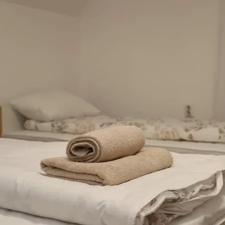 Vikendica Sara 펜션