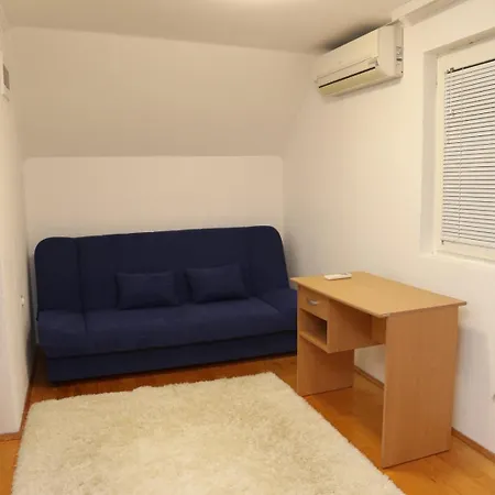 펜션 Vikendica Sara *