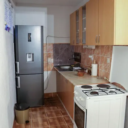 펜션 Vikendica Sara