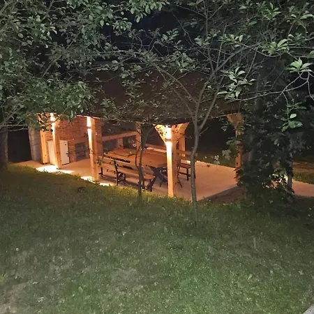 Dom wakacyjny Vikendica Sara Sipovo