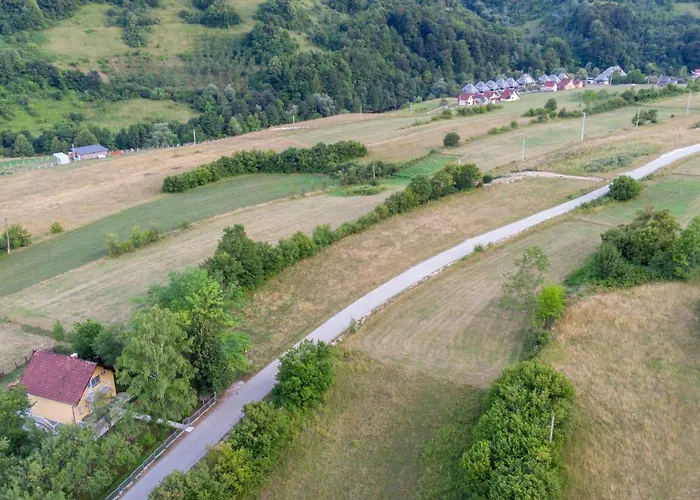 Nyaraló Vikendica Sara *